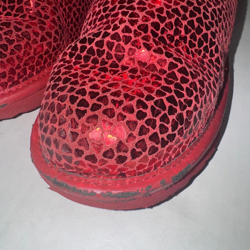Ugg Girls 5 Classic II Gel Hearts Winter Boots‎ Cool Weather Cozy Comfy Outdoor - Picture 8 of 10